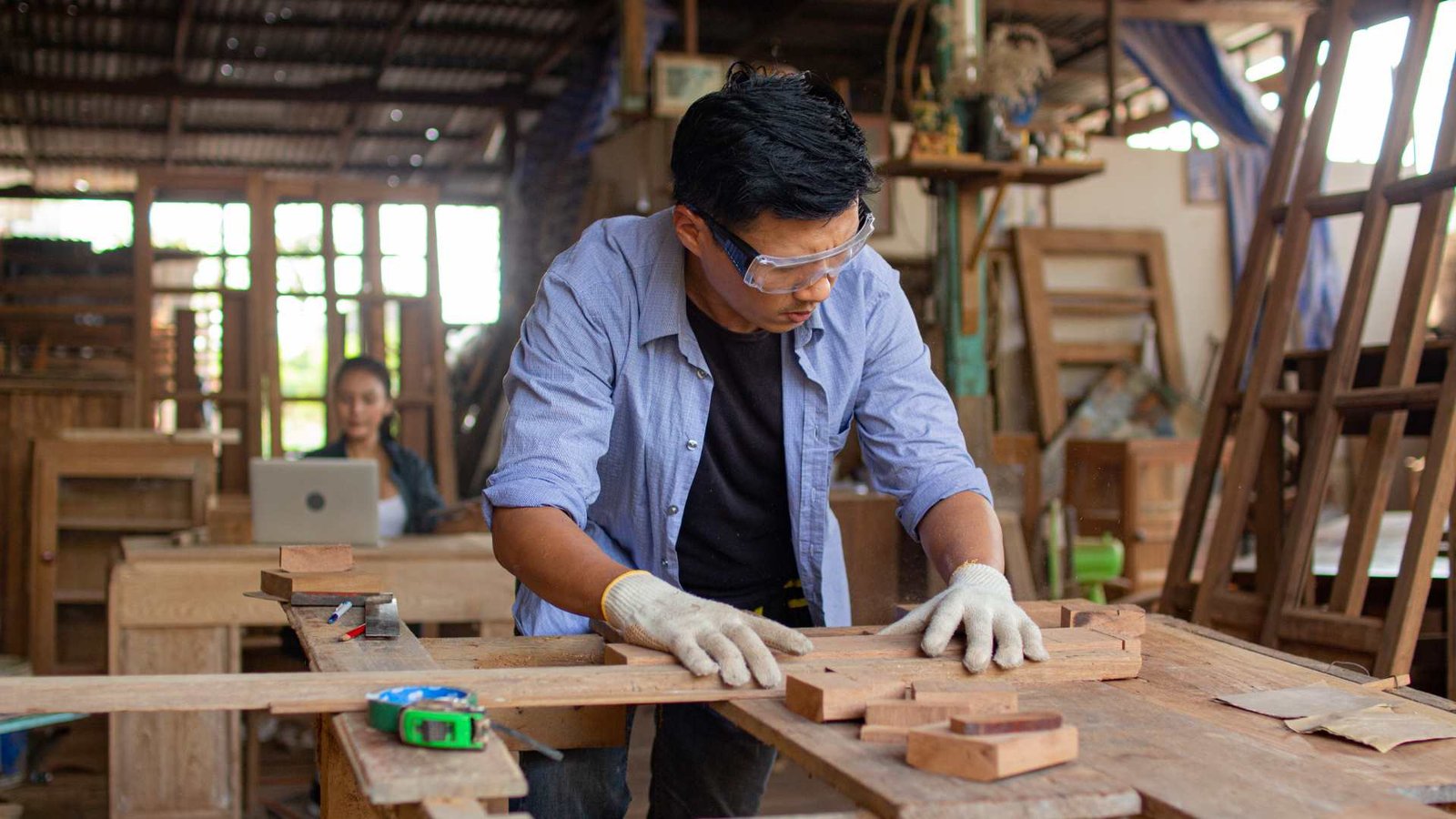 The Art of Teak Wood: Indonesia’s Premier Outdoor Furniture Exporter Heritage